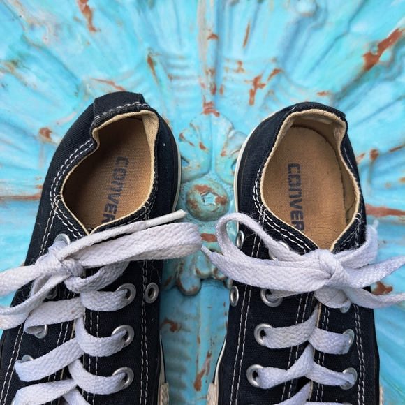 😁CONVERSE ALLSTAR SHOES - Picture 4 of 6